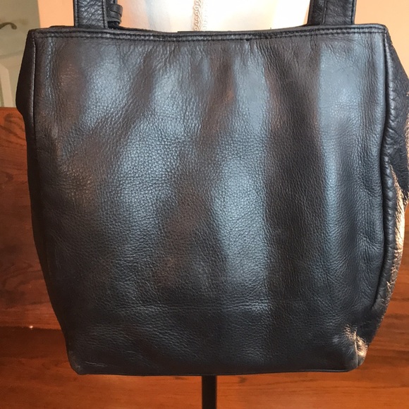 LIZ CLAIBORNE LEATHER COMPANY SHOULDER BAG - Picture 7 of 11